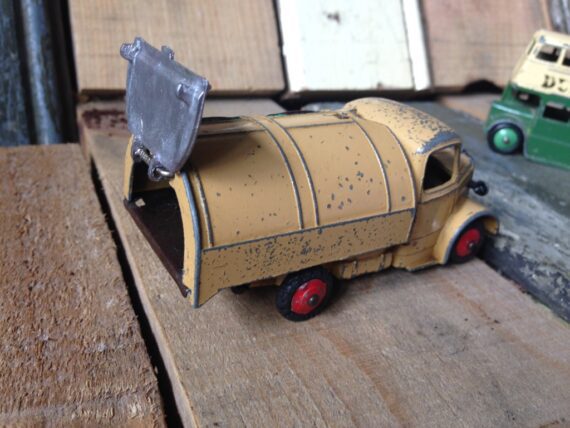 3 Dinky toys public service England - Image 7