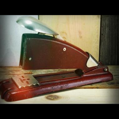 Art Deco steel red stapler 1950 Art Deco steel red stapler 1950 - Image 1