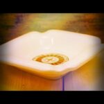 Roulette leaning ashtray 1970 white ceramic