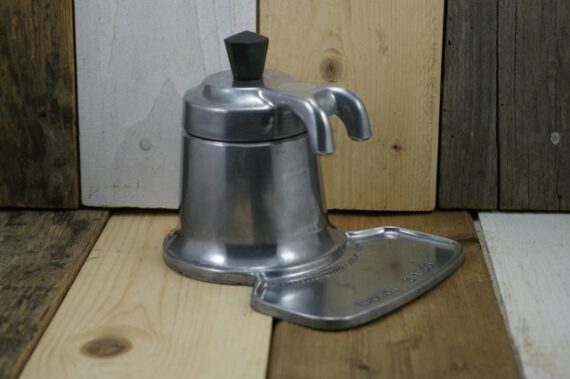 Mignon 2 cup moka pot OMG Italy 1970 diamond knob perculator - Image 2