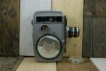 Yashica 8 single lens wind up 8mm video Camera Japan 1960 - Image 3