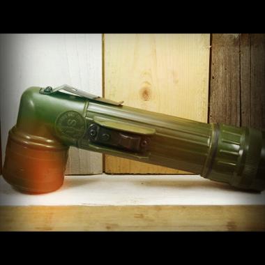 Fusco TL-122 Army Flashlight 1990 USA Fusco TL-122 Army Flashlight 1990 USA - Image 1
