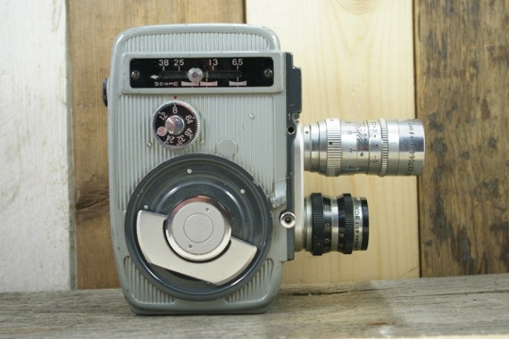 Yashica 8 double lens wind up 8mm video Camera Japan 1960
