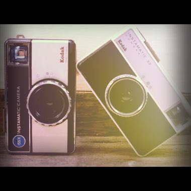 Kodak Instamatic 2x Camera 1960 England Germany 155 33 retro Kodak Instamatic 2x Camera 1960 England Germany - Image 1