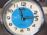 Golden Rooster Cock alarm clock China 1960 airplane hand - Image 2