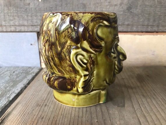 Moustache saving green ceramic coffee mug 1970 Japan - Image 4