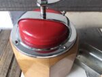 PeDe 546 Dienes 8 sided red wood coffee grinder Holland 1950 - Image 6