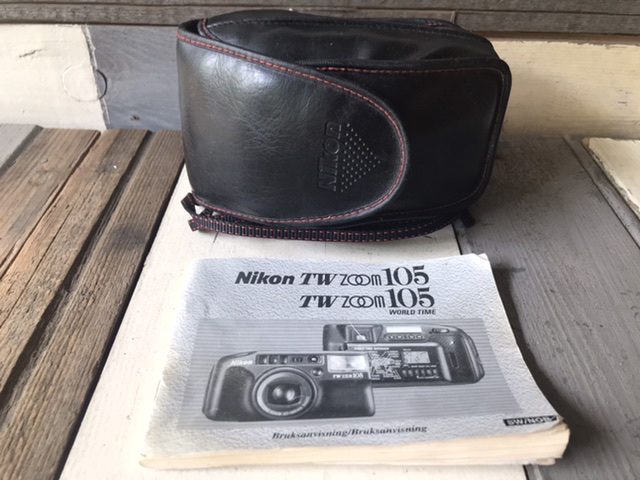 Nikon TW Zoom 105 World time camera 35mm manual 1992Japan
