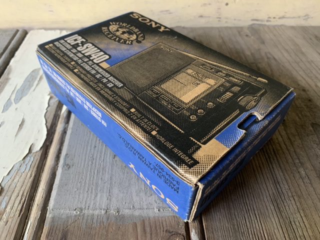Sony ICF-SW40 world receiver digital case box 1990 Japan - Vintage