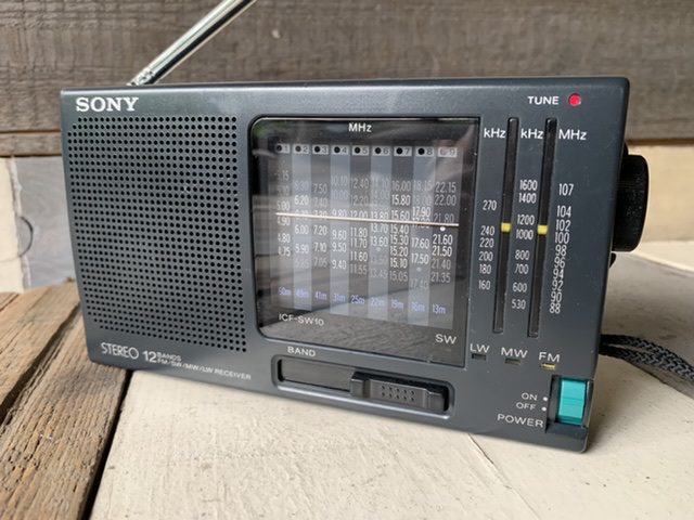 Sony ICF-SW10 world receiver 12 bands stereo 1990 Japan - Vintage