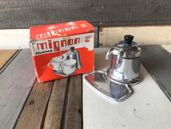 Mignon 2 cup NOS moka pot OMG Italy 1960 round knob - Image 2