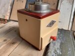 KYM 9339 square red white Coffee grinder Germany 1950 - Image 3