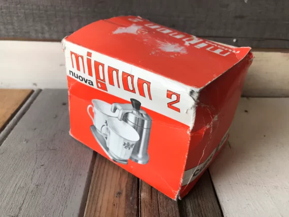 Mignon 2 cup NOS moka pot OMG Italy 1960 round knob - Image 3