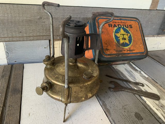 Radius Sweden No.21ブラスバーナー Radius Ltd 21 brass camping Stove box 1950 Sweden - Vintage Man Stuff
