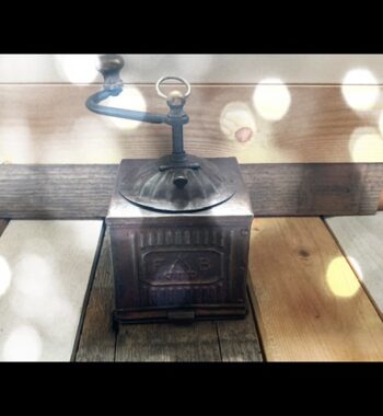 FB Tre Spade all metal coffee grinder 1930 Italy