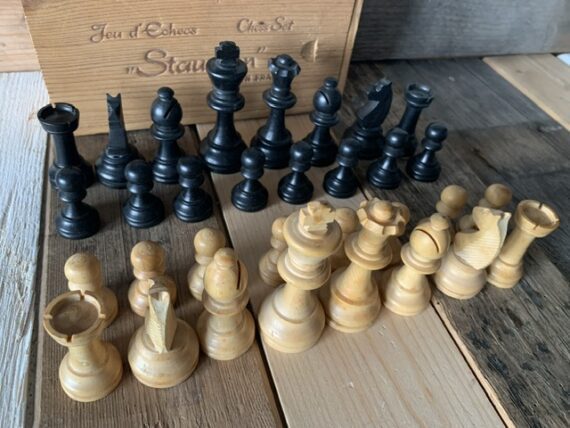 Chess set Staunton type K78 wood in box 1960 France - Image 4