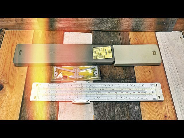 Aristo 0971 Hyperbolog slide rule case feet 1970 Germany