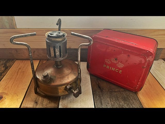 K.F. Eriksson's Prince 60 small brass camping Stove box 1940 Sweden