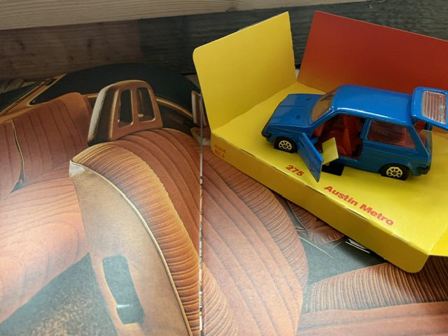 Corgi toys 275 Austin Mini Metro box and brochure 1981 England