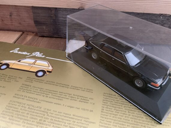 Metro Vanden Plas brochure and Lledo model Rover SD1 box 1980's England