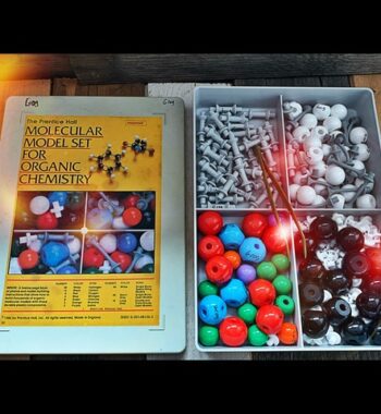 Molecular model set in box Molymod 1984 England