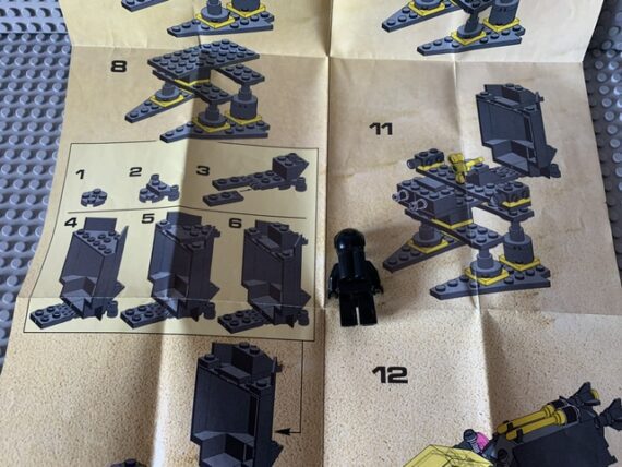 Lego 6876 Blacktron Alienator with instructions space toy 1988 Denmark - Image 8