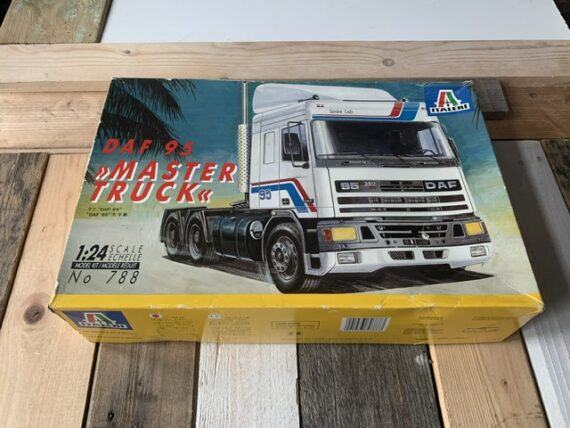 Italeri 788 Daf 95 Master Truck 1:24 model kit 1990 Italy - Image 2