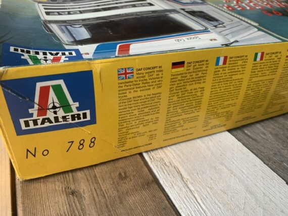 Italeri 788 Daf 95 Master Truck 1:24 model kit 1990 Italy - Image 3