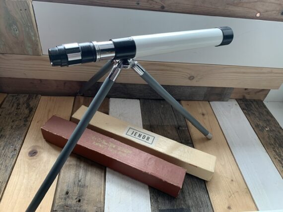 Telescope small viewer on tripod base in boxes 1960 Japan Germany