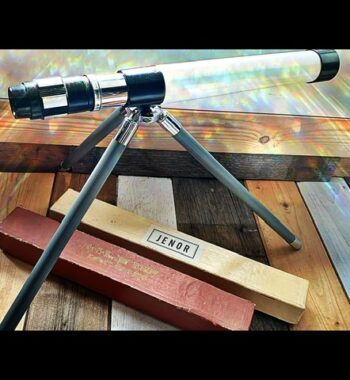 Telescope small viewer on tripod base in boxes 1960 Japan Germany
