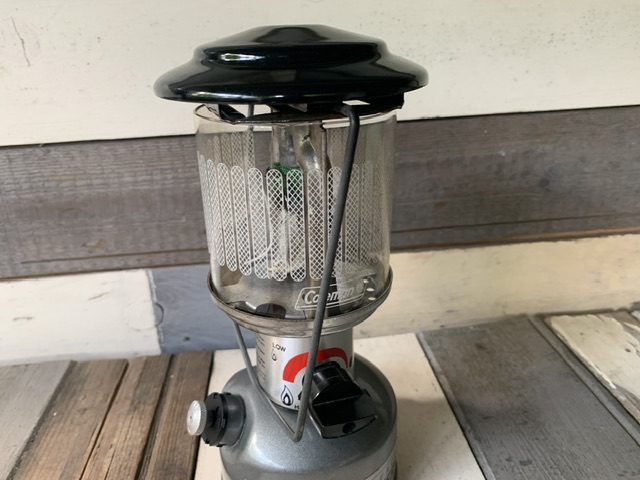 Coleman model 226 small camping lantern 2000 USA - Vintage Man Stuff