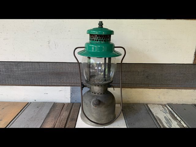 Coleman model 242B 300CP Sport-Lite lantern 1938 Canada