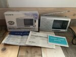 Sony ICF-SW11 world receiver manual box 2000 Japan - Image 2