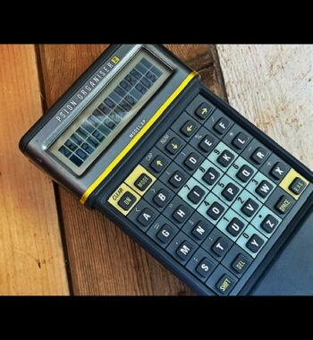 Psion Organiser II model XP(LA) calculator computer 1986 UK