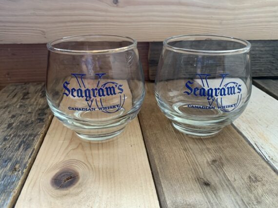 2 Whisky glasses for Seagrams VO 1970 Canada - Image 2