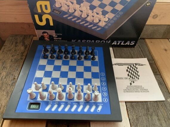 Saitek Kasparov Atlas chess computer Saitek 2000 Germany