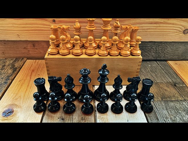 Lardy staunton Chess set K74 larger size weighted 1960 France Lardy staunton Chess set K74 larger size weighted 1960 France
