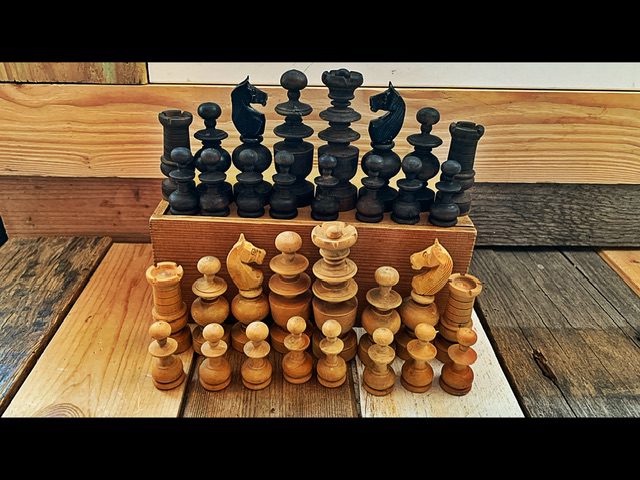 French Regency Tournament Chess set K82 ca. 1920 France French Regency Tournament Chess set K82 ca. 1920 France