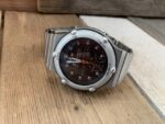 Pulsar V600-6010 alarm chronograph mens quartz watch 1990 Japan - Image 3