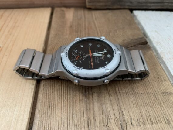Pulsar V600-6010 alarm chronograph mens quartz watch 1990 Japan - Image 5