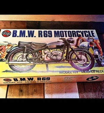 Airfix kit 4480 model BMW R69 1:10 scale England 1975