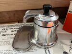 Mignon 2 cup moka pot OMG round knob in box 1960 Italy