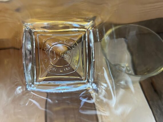 Set of 2 Jameson Whiskey glasses 2000 Ireland