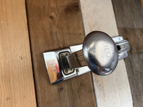 Ace Pilot 404 chrome spring loaded Stapler 1980 USA - Image 4