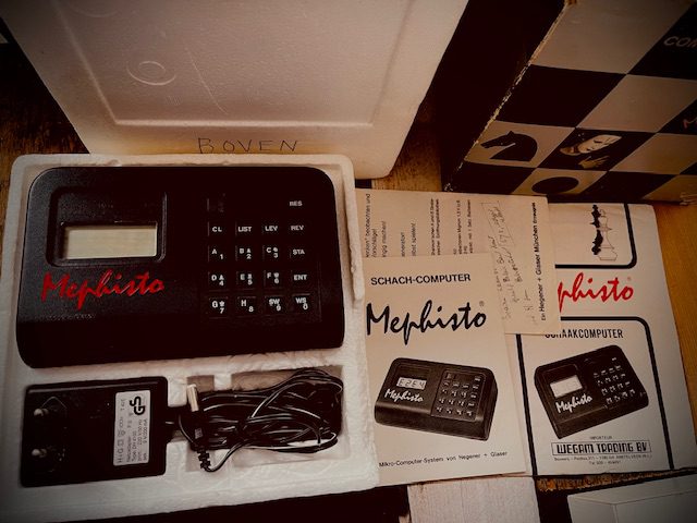 Mephisto I Brikett chess computer boxed Hegener Glaser 1980 Germany Mephisto I Brikett chess computer boxed Hegener Glaser 1980 Germany