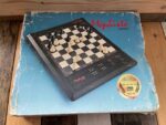Mephisto Junior chess computer in box Hegener Glaser 1990 Germany