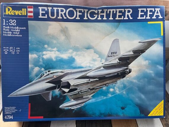 Revell 4794 Eurofighter 1:32 model kit 1989 Germany