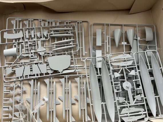 Revell 4794 Eurofighter 1:32 model kit 1989 Germany - Image 9