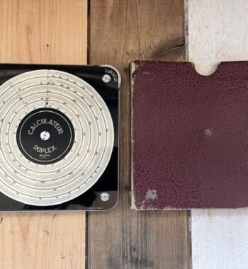 Graphoplex Roplex circular slide rule in red case 1950 France