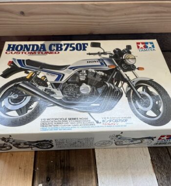 Tamiya 14066 Honda CB750F model kit 1:12 1994 Japan